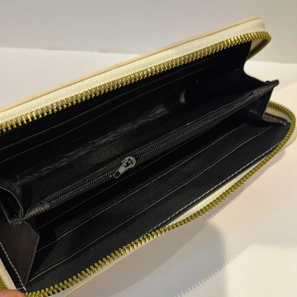 My Melody Kuromi Wallet - Picture 5 of 6